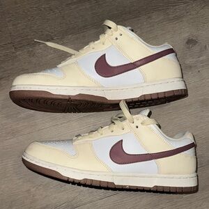 Nike Dunks coconut mauve